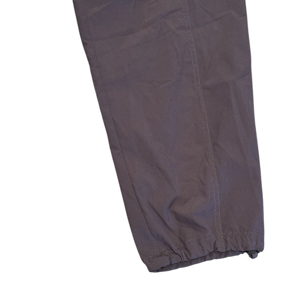 Women’s Apana Large Brown Cargo Crop Pants - Picture 4 of 12